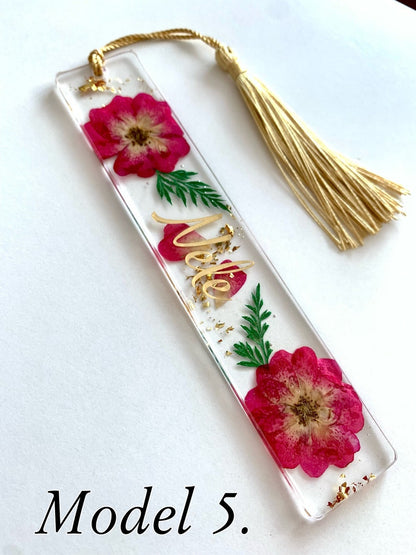 Bookmarks with real dried flowers. Personalized bookmarks made of Sima.shop resin.Gift idea.Handmade